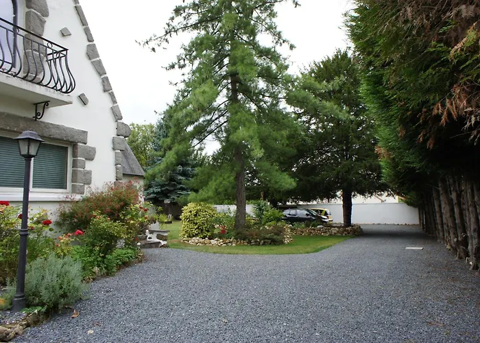 Plazza & Bed & Breakfast 3*