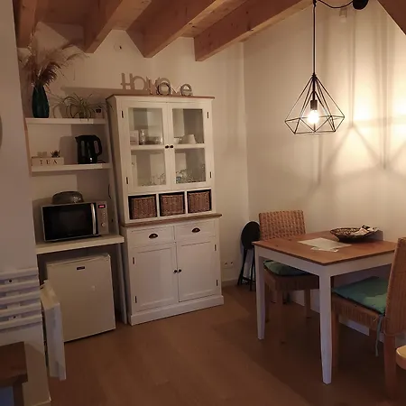 Plazza & Bed & Breakfast